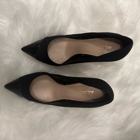 Aldo suede heels with glossy leather top. Perfect condition. - Picture 2 of 6